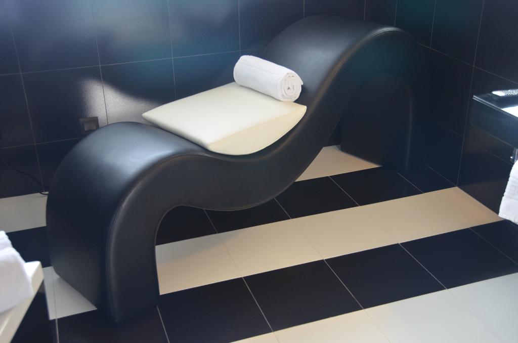 Vinyl M Hotel - Adults Only Mealhada Ruang foto