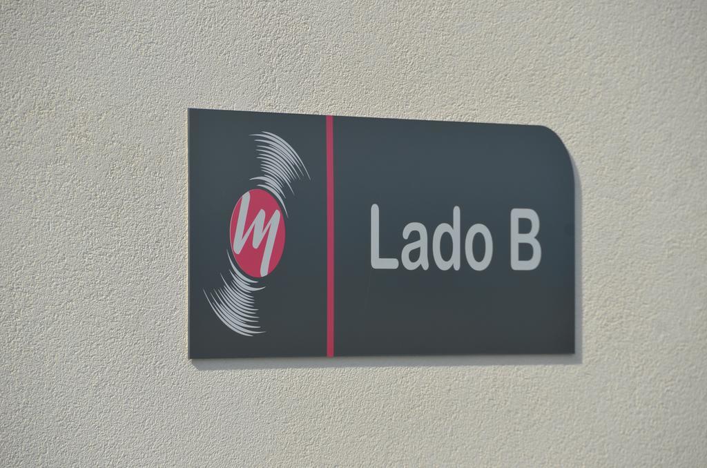 Vinyl M Hotel - Adults Only Mealhada Bagian luar foto