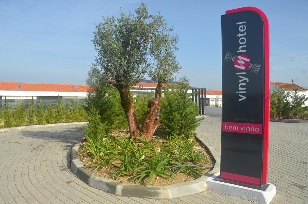 Vinyl M Hotel - Adults Only Mealhada Bagian luar foto