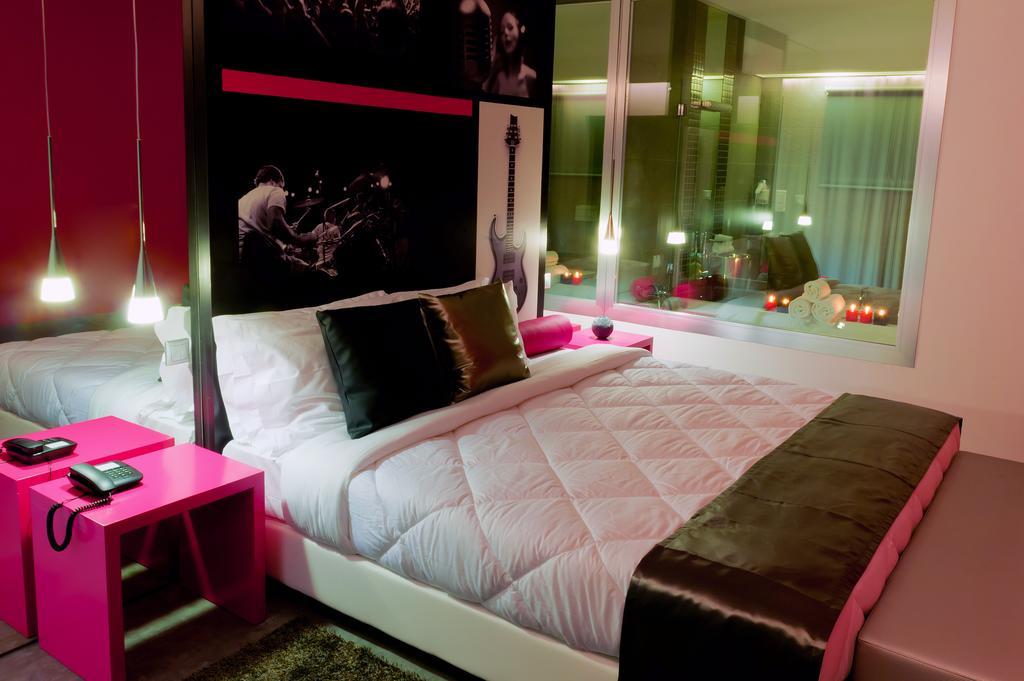 Vinyl M Hotel - Adults Only Mealhada Ruang foto
